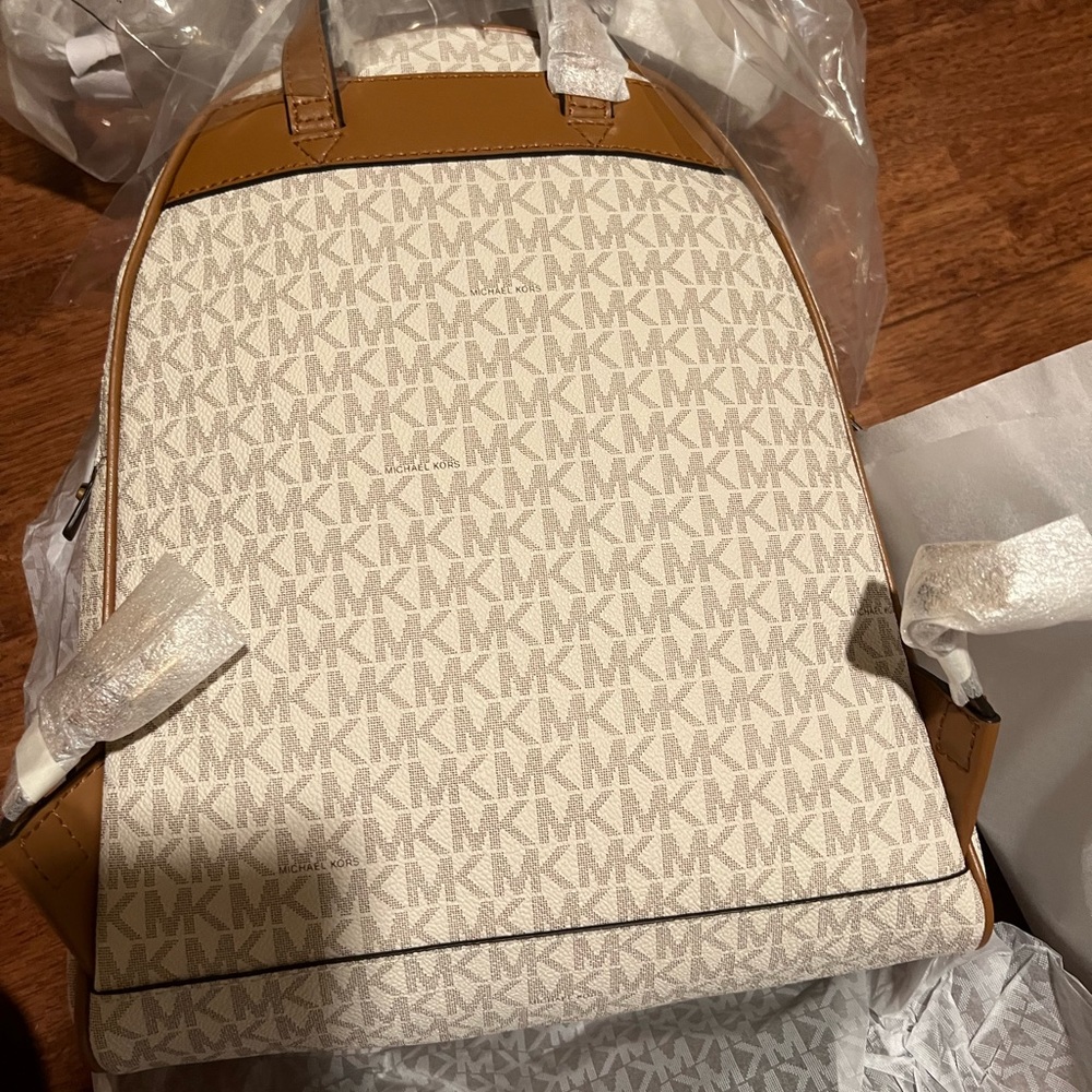 Michael Kors Rhe Mini logo backpack - Picture 4 of 6